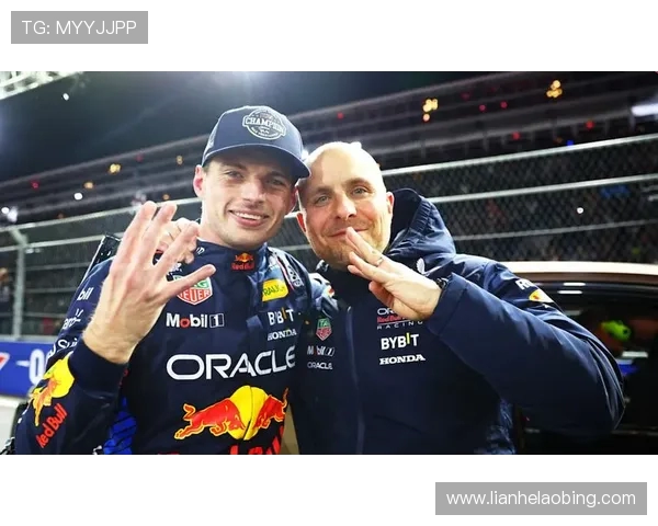 F1车手排名与赛季分析:谁将问鼎总冠军? F1车手排名与赛季分析:谁将问鼎总冠军?